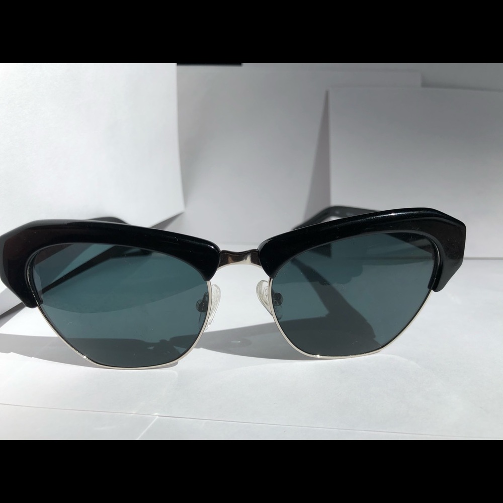Dries Van Noten modern cat eye sunglasses 🕶